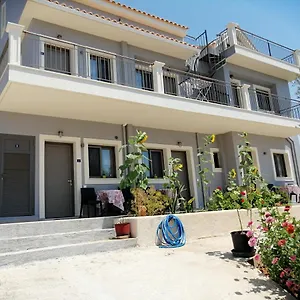 Ta Didymakia Apartments. Αργοστόλι